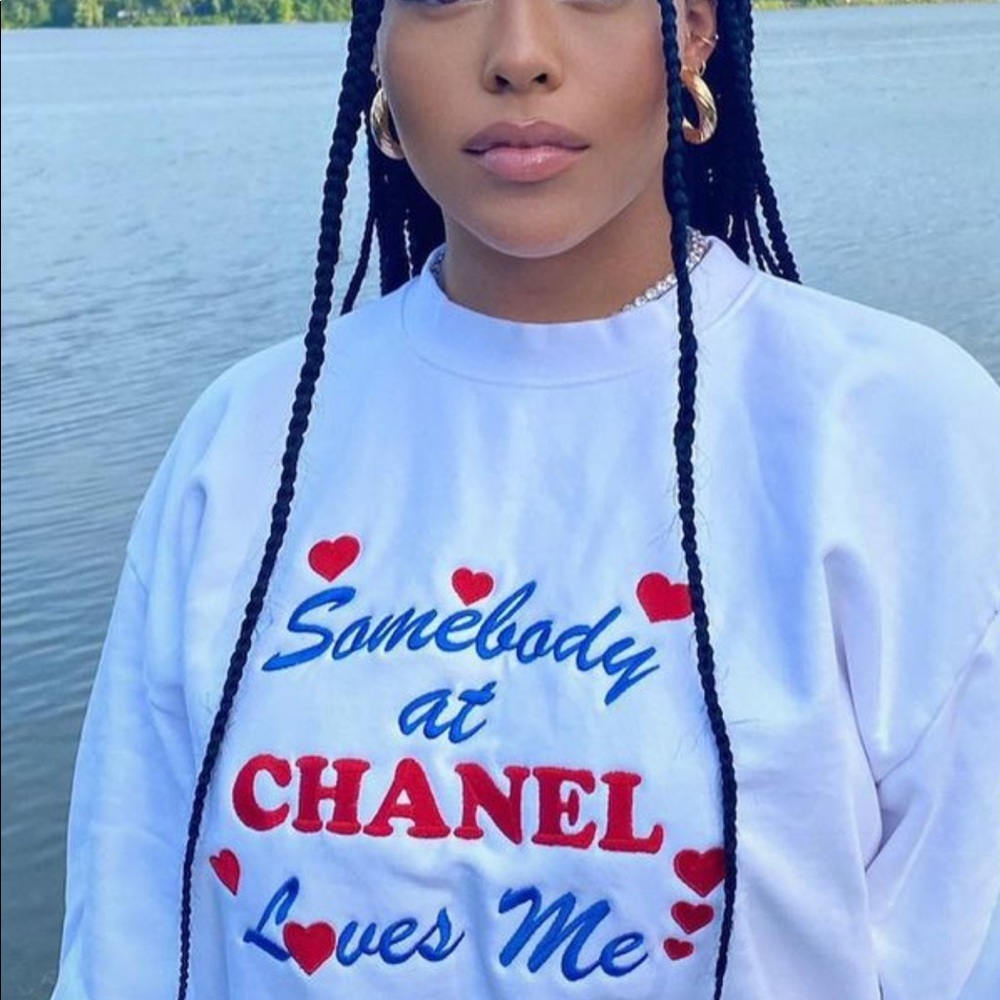 Mega yacht-somebody at Chanel loves me